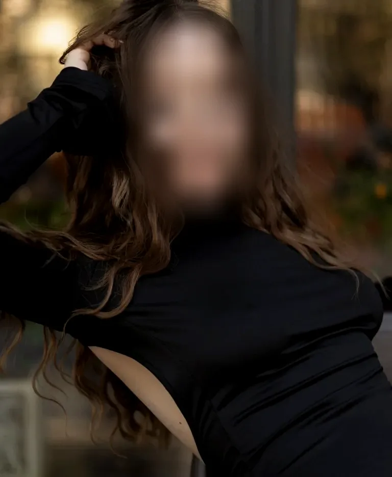 Charlotte, 26