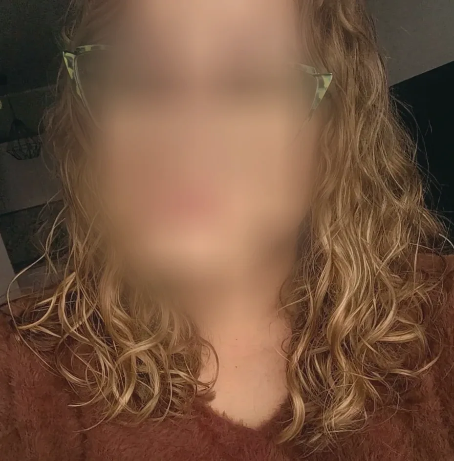 Sarah, 29