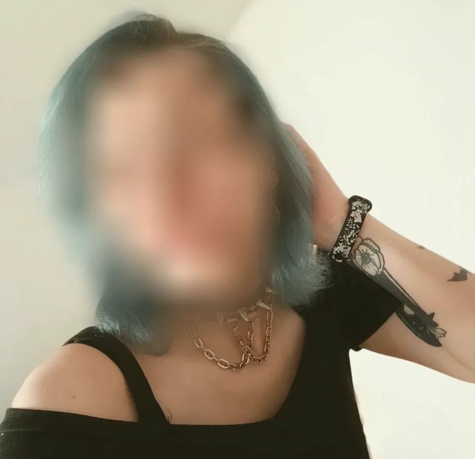 Tiana, 34